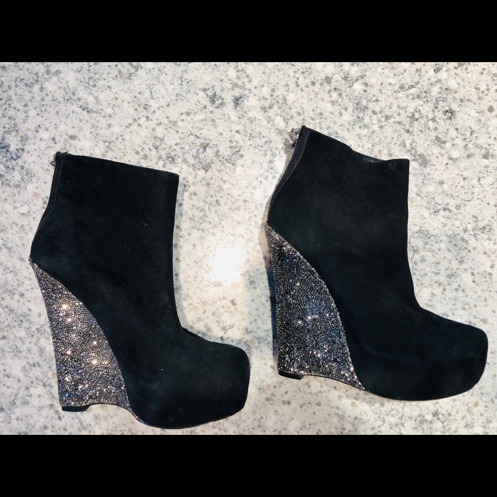 Alejandro Ingelmo Swarovski Crosby Heel